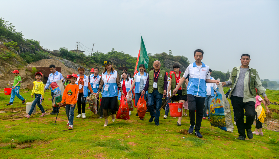 2_3 保護母親河我們在行動 鄧宏鈺 13317464188.png