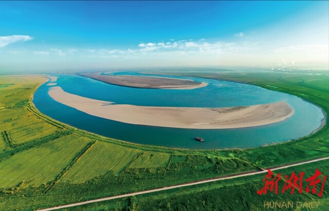 大道向前·沿著總書記足跡丨華龍碼頭：水碧大江流