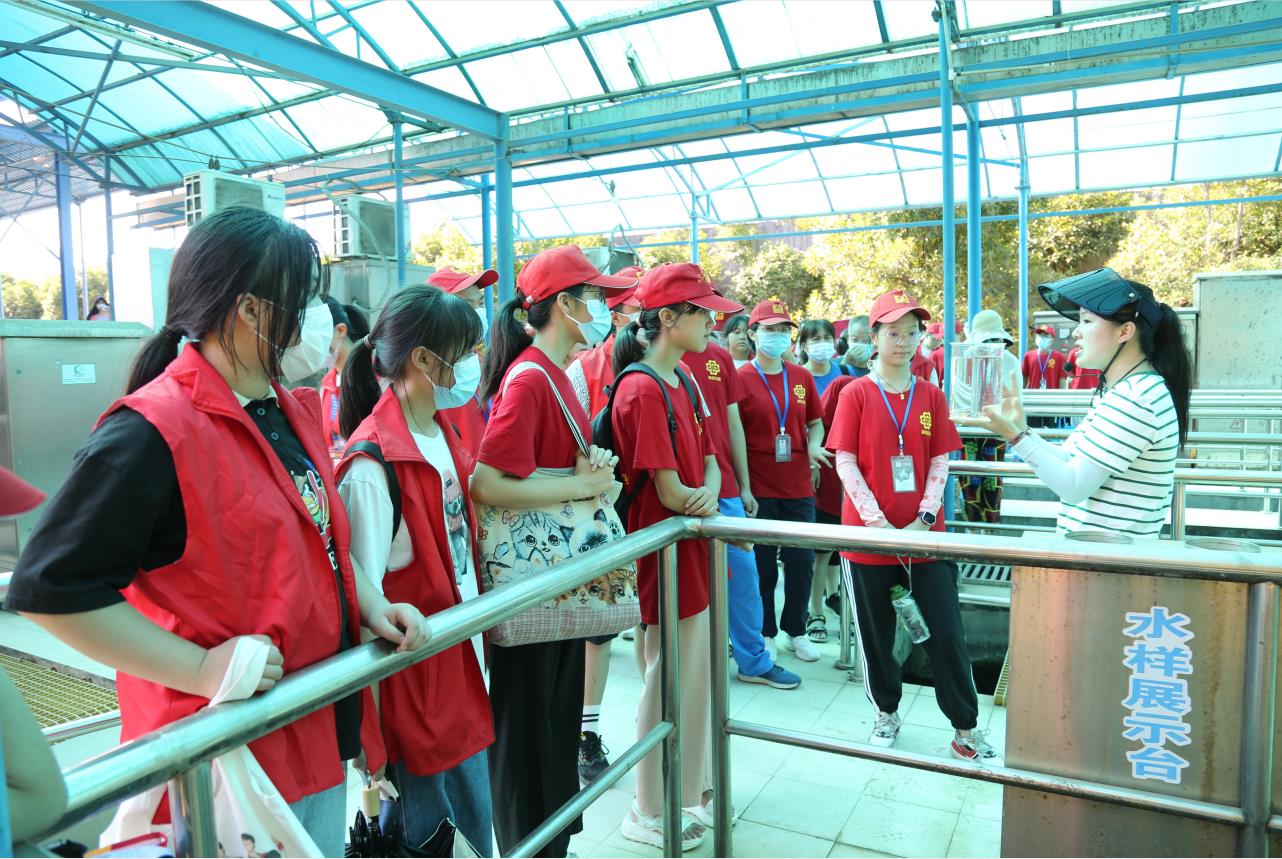 1660896532896041923.jpg 1660896532896041923.jpg