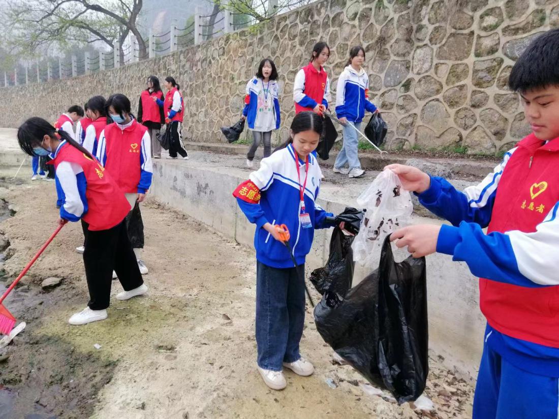 1678086581582025470.jpg 1678086581582025470.jpg