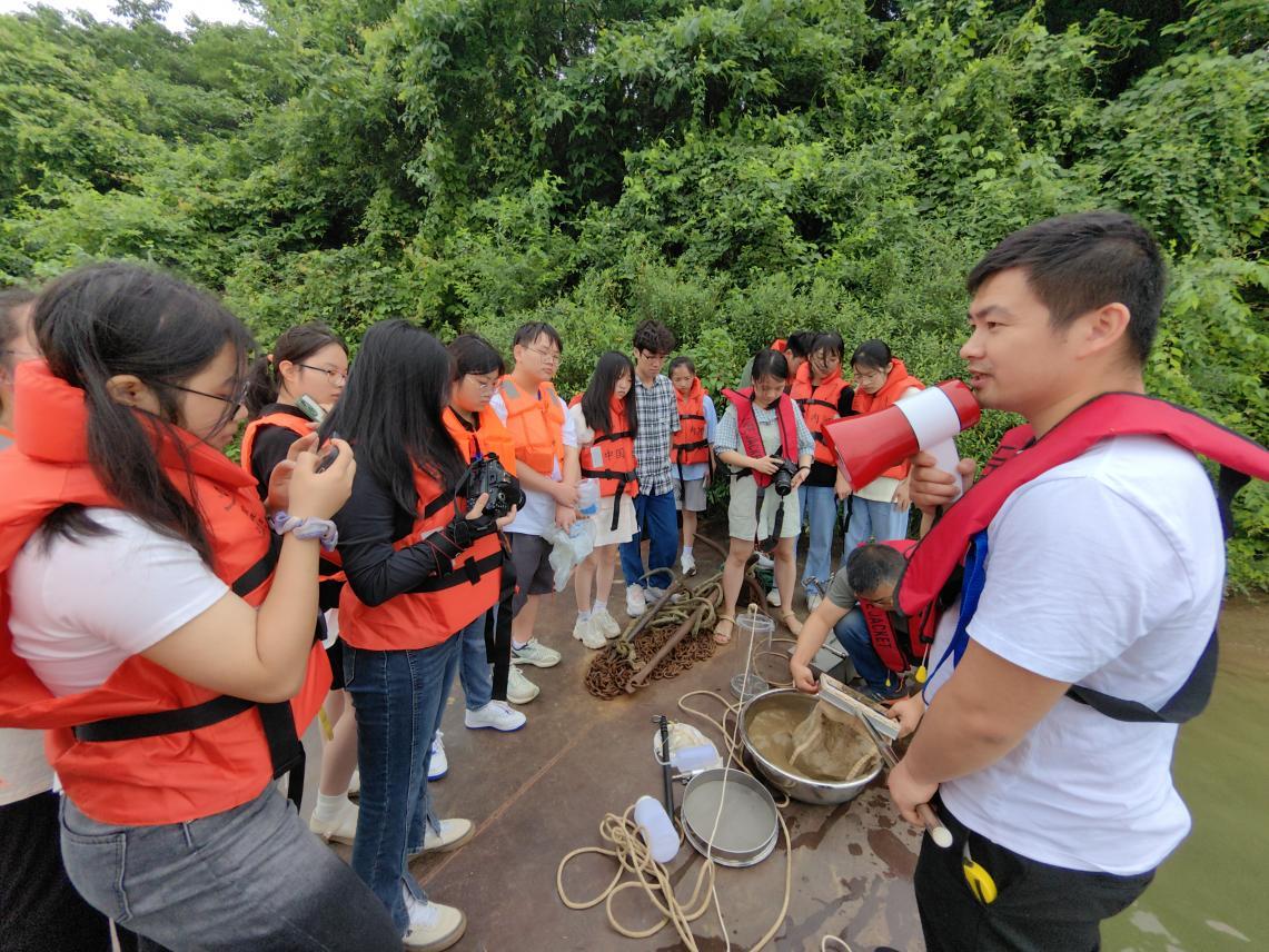 1686128656052055934.jpg 1686128656052055934.jpg