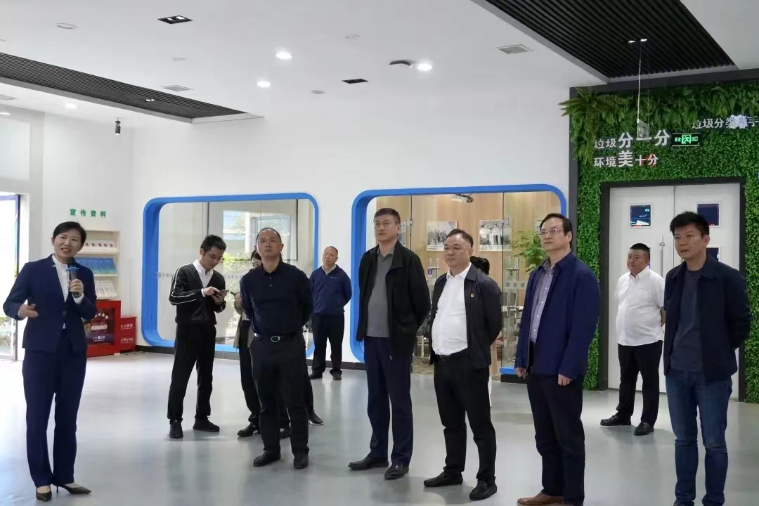 1697415030053074683.jpg 1697415030053074683.jpg