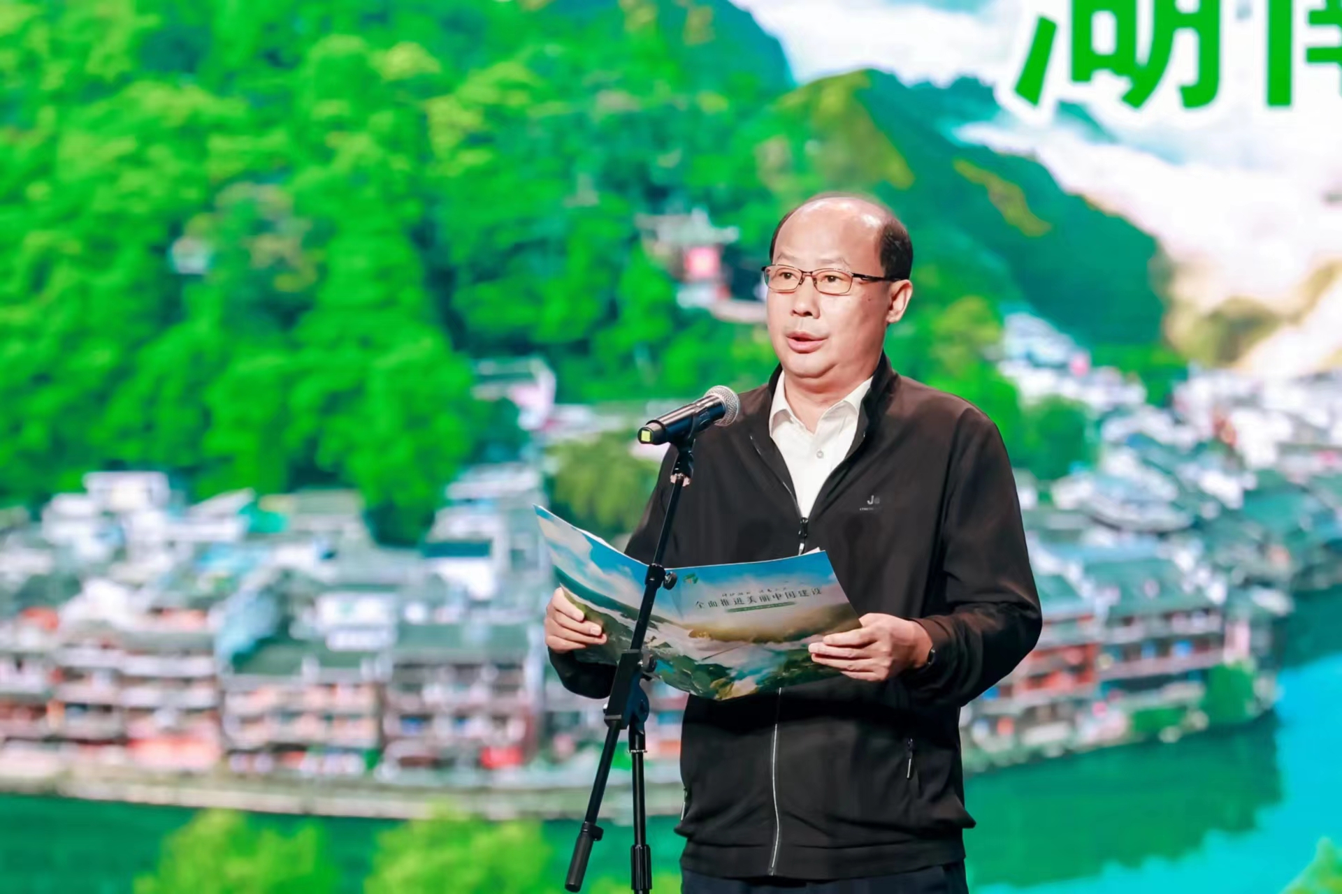 1717493748972028900.jpg 1717493748972028900.jpg